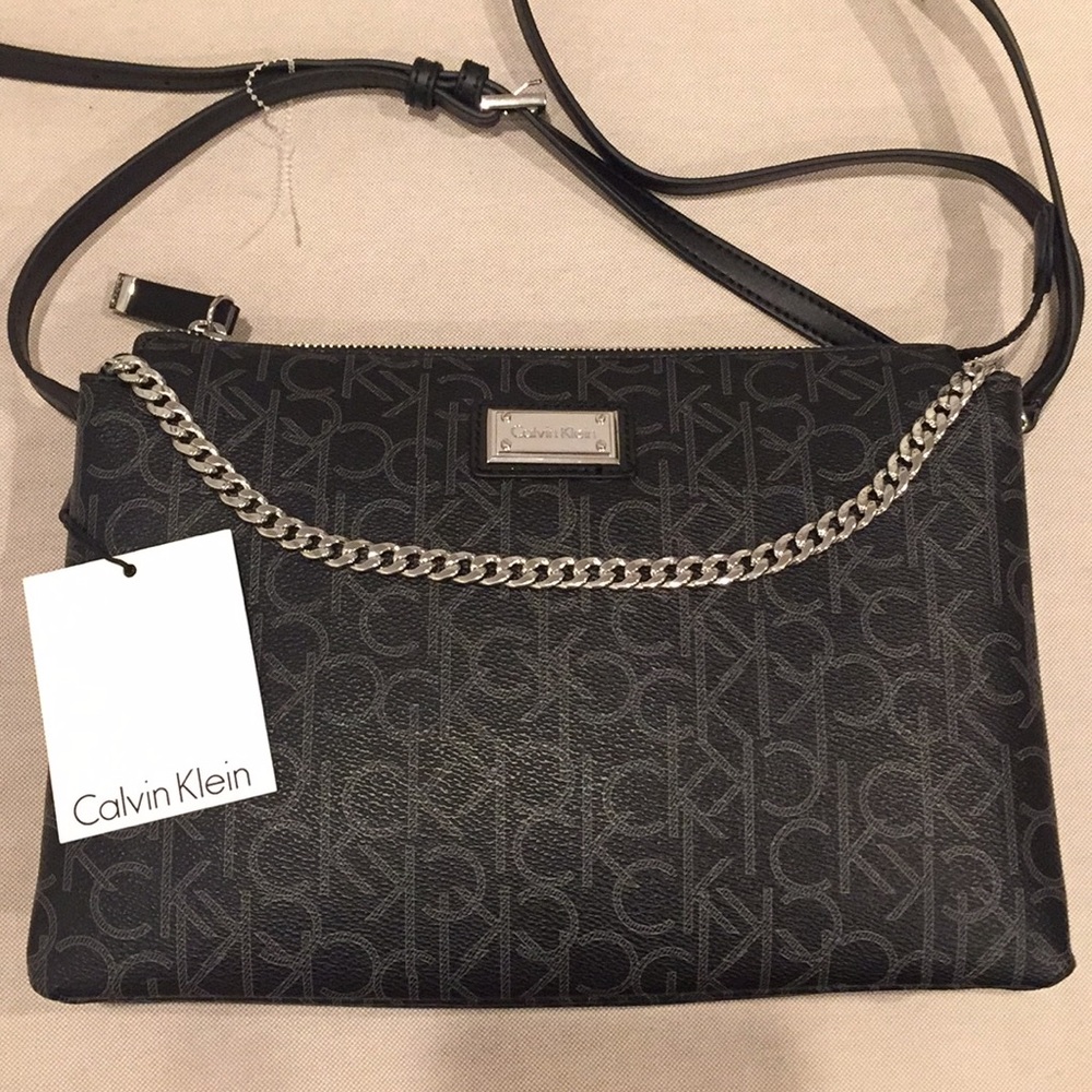 Calvin Klein BRAND NEW Crossbody Leather Purse